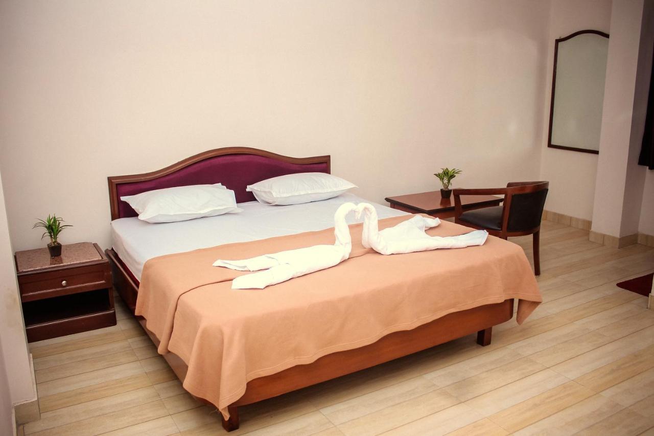 Blue Sea Residency Алибаг Екстериор снимка
