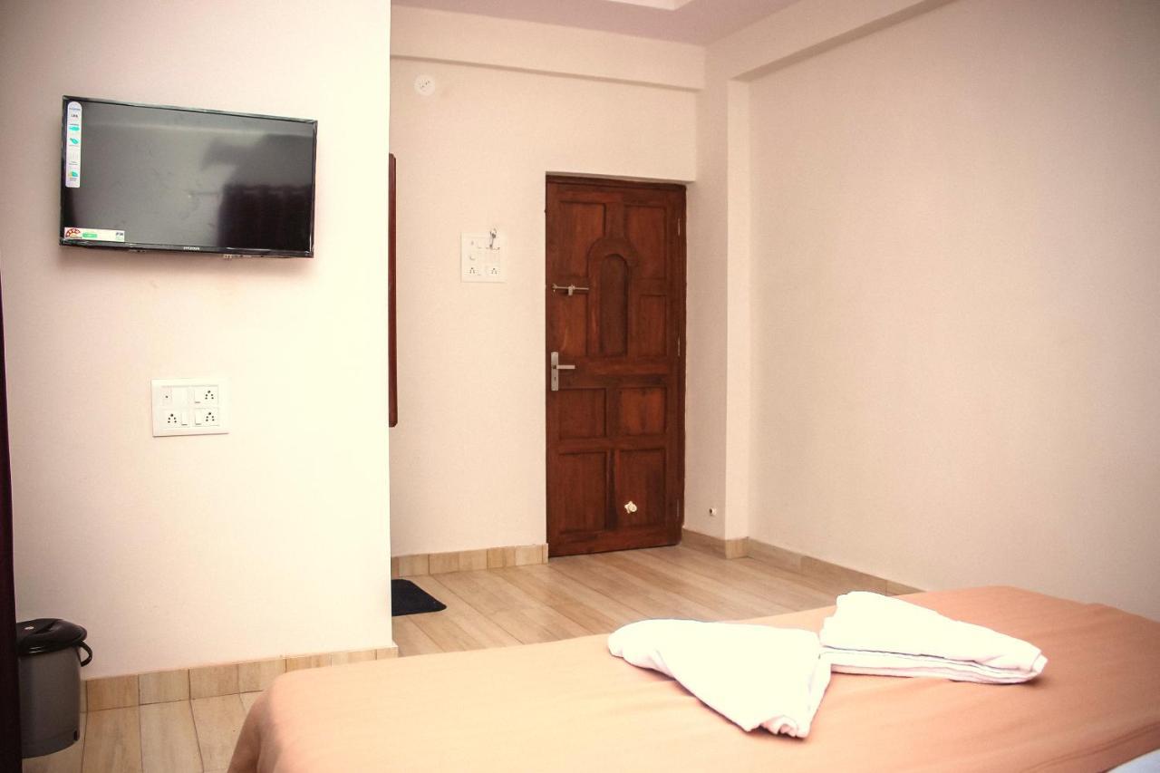 Blue Sea Residency Алибаг Екстериор снимка