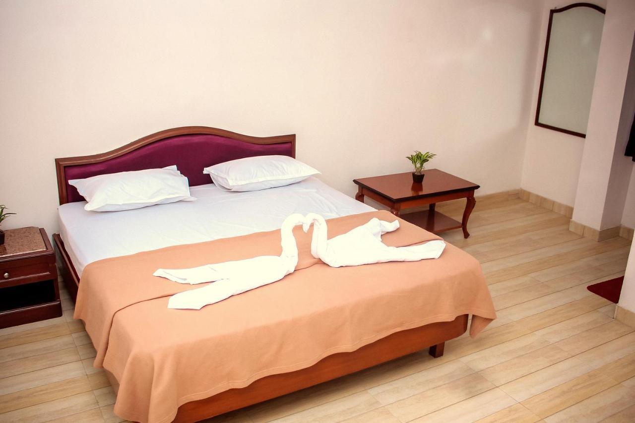 Blue Sea Residency Алибаг Екстериор снимка